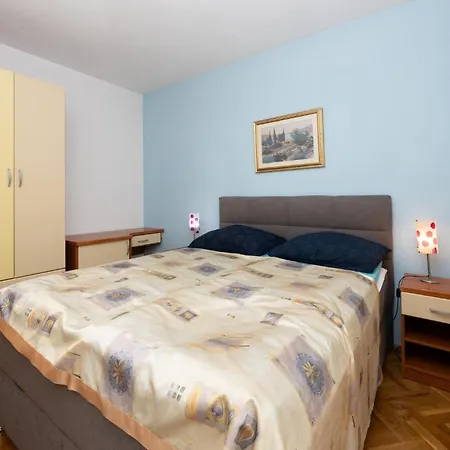 Amazing In Okrug Gornji Trogir