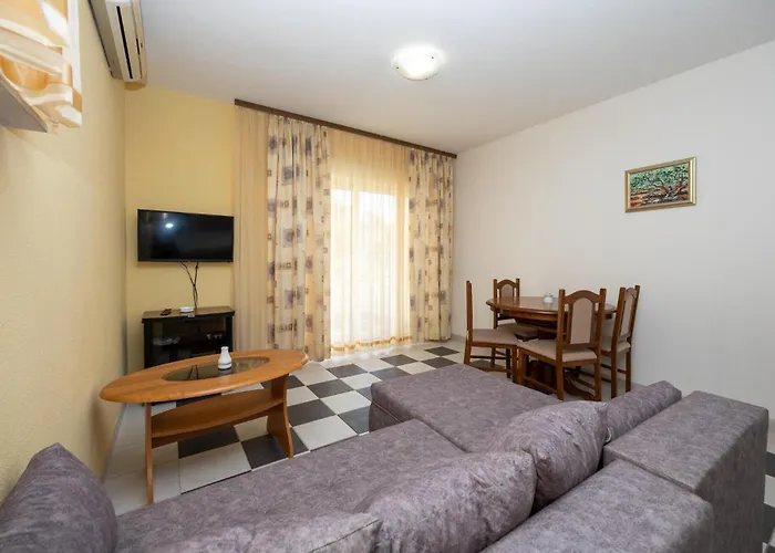 Amazing In Okrug Gornji